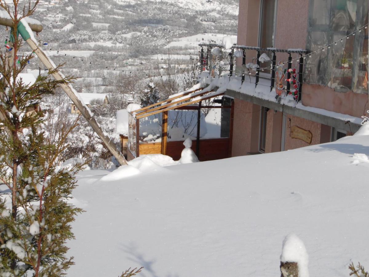 La Collinette Daire Saint-Laurent-du-Cros Dış mekan fotoğraf